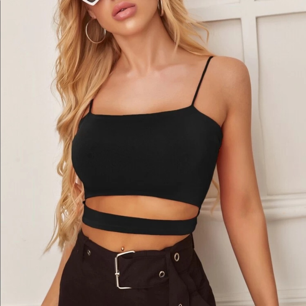 Black crop top